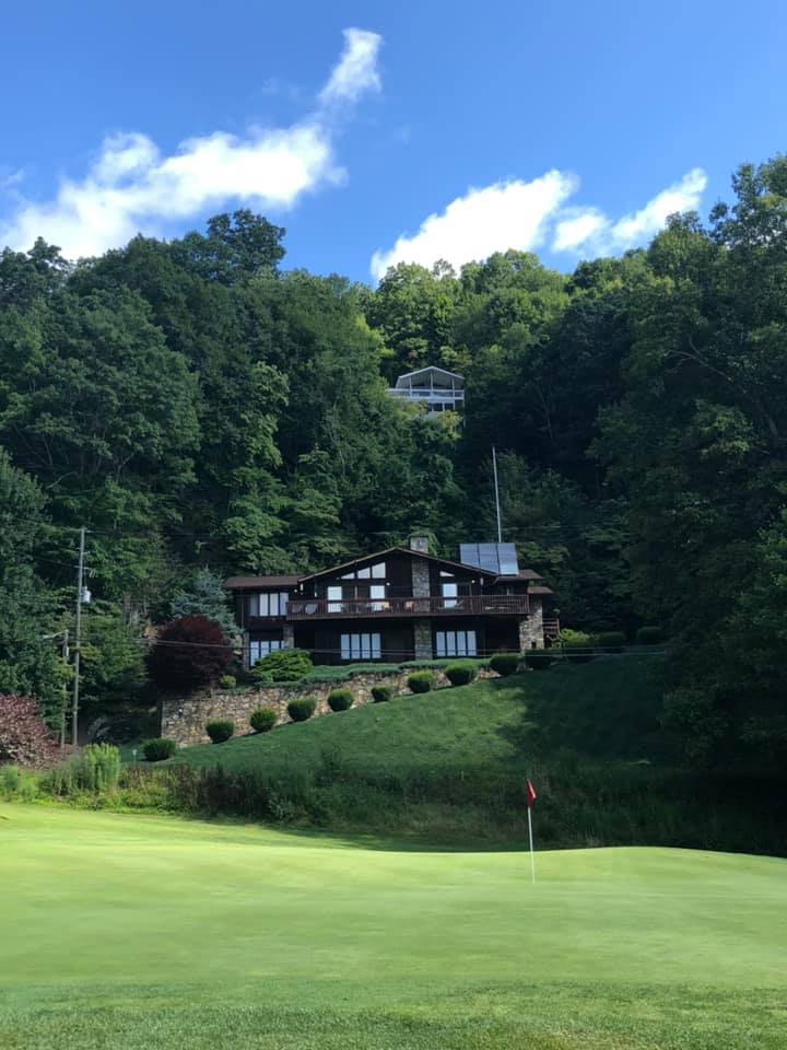 Loading Resort Image...